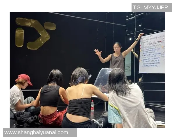 街舞深度：解密成都街舞队的控制